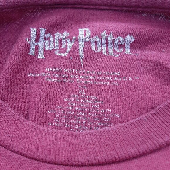 Harry Potter 9 3/4 Red Graphic Tee XL 100% Cotton Warner Bros Unisex - Picture 2 of 4